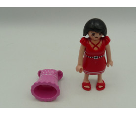 Playmobil - femme + 2 robes...